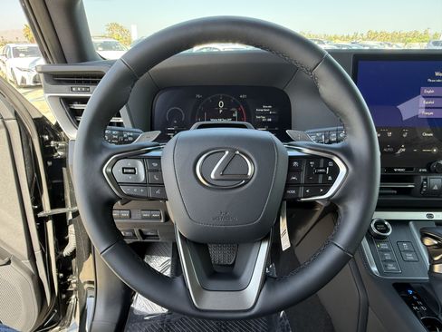 New 2026 Lexus GX 550 AWD/4WD image 22