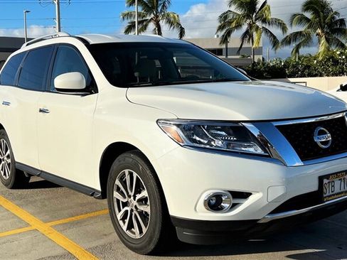 Used 2015 Nissan Pathfinder SV FWD image 7