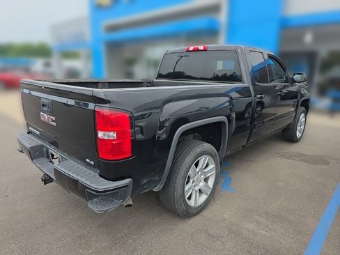Used 2018 GMC Sierra 1500 SLE w/ SLE Value Package AWD/4WD image 4