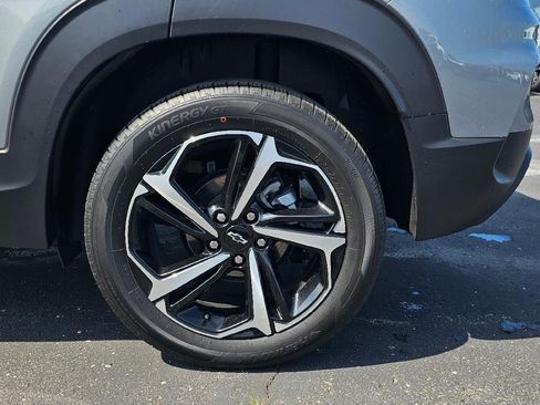 Used 2023 Chevrolet TrailBlazer RS AWD/4WD image 8