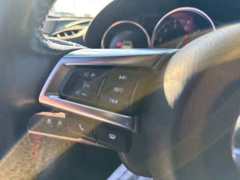 Used 2019 MAZDA MX-5 Miata RF Grand Touring image 13
