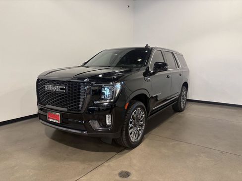 Used 2023 GMC Yukon Denali Ultimate AWD/4WD image 8