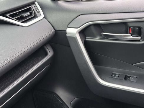 Used 2023 Toyota RAV4 XLE Premium image 26