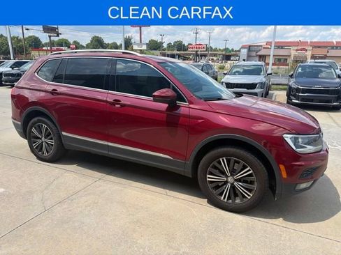 Used 2019 Volkswagen Tiguan SEL FWD image 1