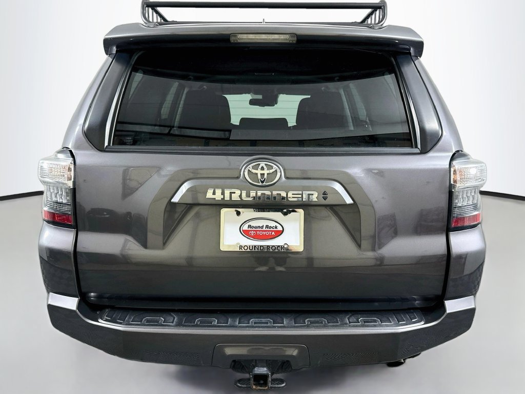 Certified 2022 Toyota 4Runner SR5 AWD/4WD image 6