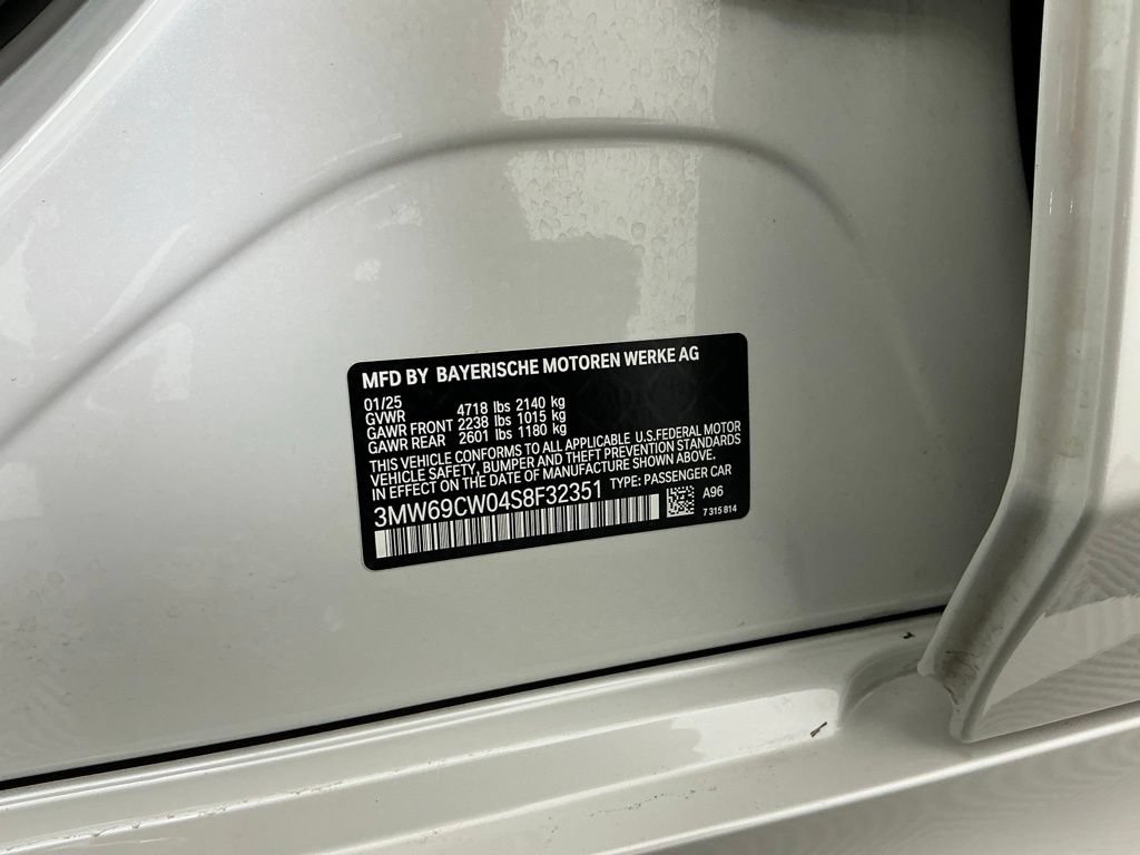 Certified 2025 BMW 330i Sedan w/ Premium Package RWD image 33
