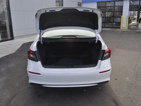 Certified 2024 Honda Civic EX image 10