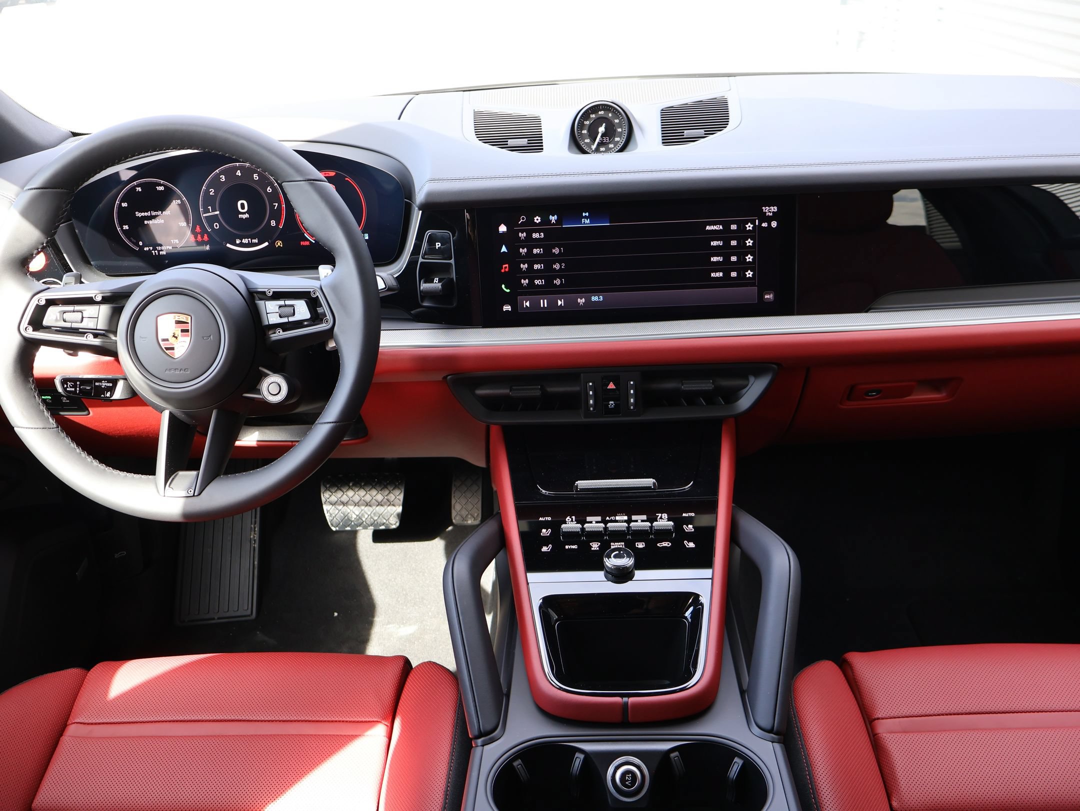 New 2026 Porsche Cayenne Coupe AWD/4WD image 22