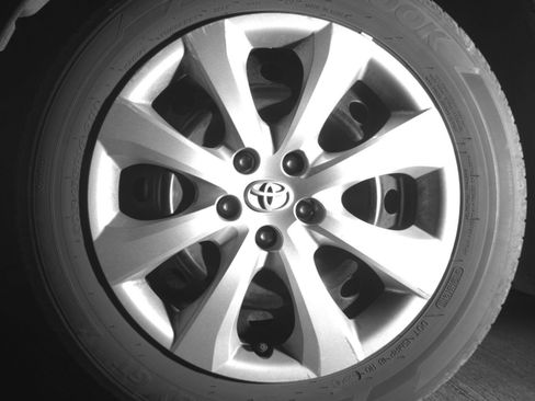 Used 2025 Toyota Corolla LE FWD image 15