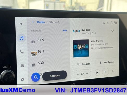 Certified 2025 Toyota RAV4 XSE image 31