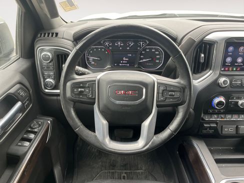 Used 2021 GMC Sierra 1500 SLT image 13