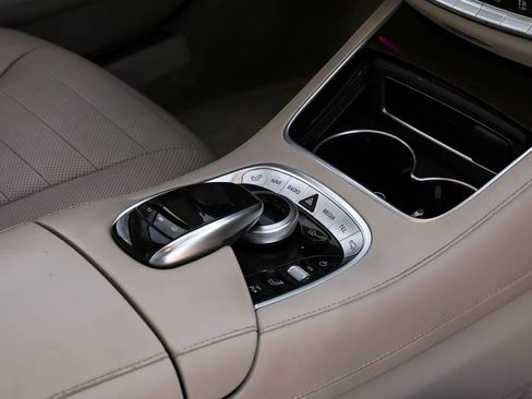 Used 2019 Mercedes-Benz S 560 4MATIC Sedan image 23