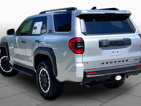 Certified 2026 Toyota 4Runner TRD Off-Road Premium AWD/4WD image 12