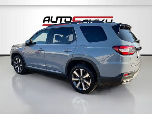 Used 2024 Honda Pilot Elite image 5