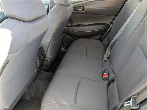 Used 2024 Toyota Corolla Cross LE image 17