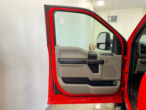 Certified 2021 Ford F250 XL w/ STX Appearance Package image 9