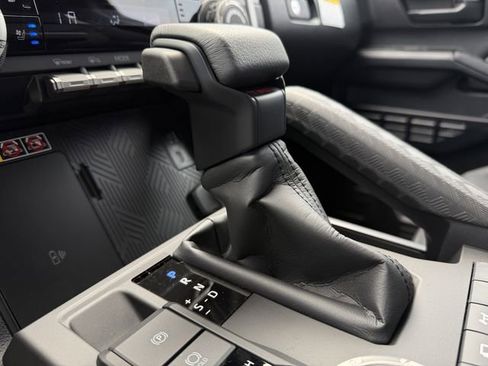 New 2026 Toyota 4Runner TRD Off-Road Premium AWD/4WD image 19