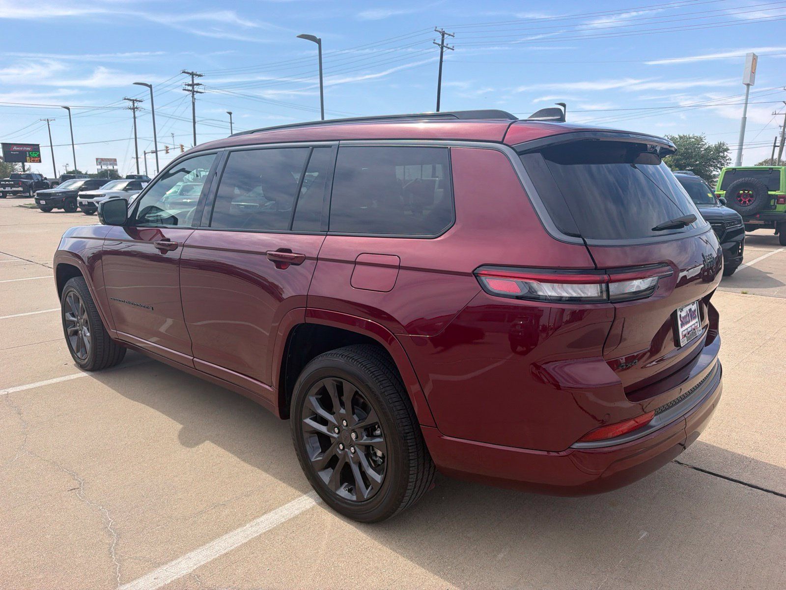 Used 2026 Jeep Grand Cherokee L Limited AWD/4WD image 7