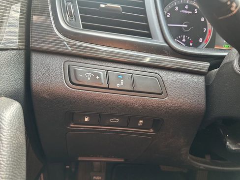 Used 2018 Hyundai Sonata Limited image 21