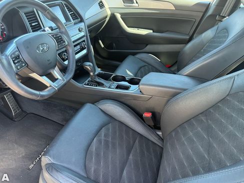 Used 2018 Hyundai Sonata Sport image 12