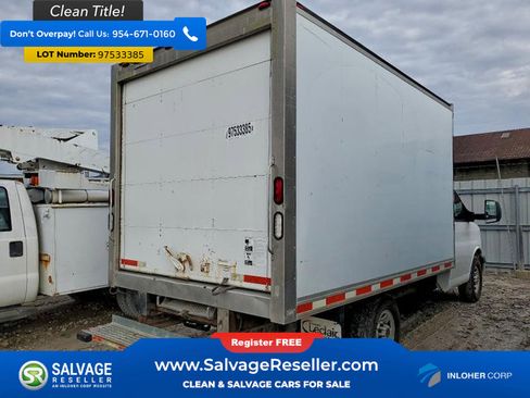 Used 2013 GMC Savana 3500 Cutaway image 4