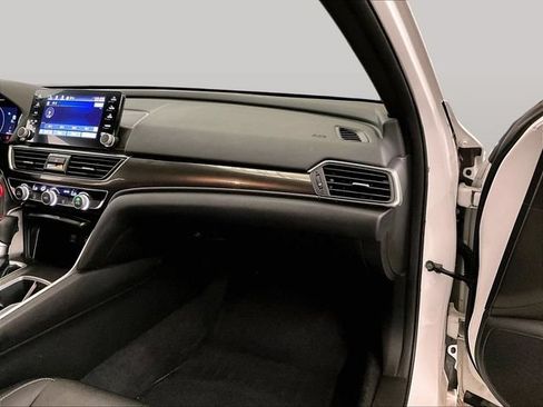 Used 2022 Honda Accord Sport image 15