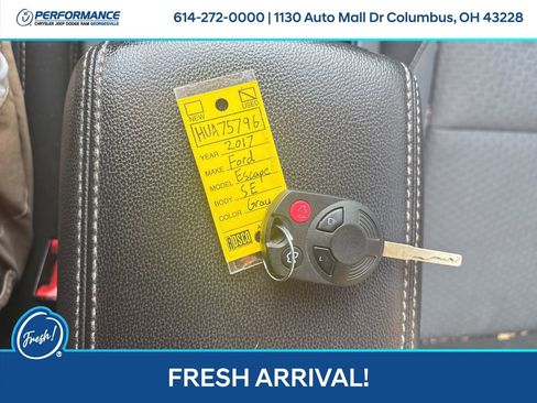 Used 2017 Ford Escape SE image 26