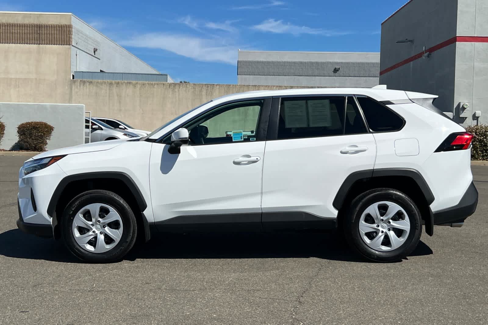 Certified 2025 Toyota RAV4 LE AWD/4WD image 9