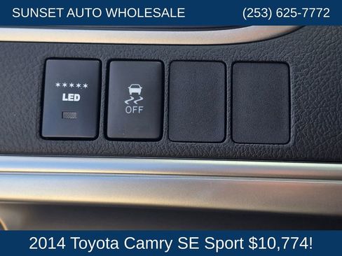 Used 2014 Toyota Camry SE FWD image 23
