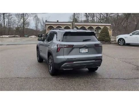New 2026 Chevrolet Equinox ACTIV w/ LPO, Floor Liner Package AWD/4WD image 7
