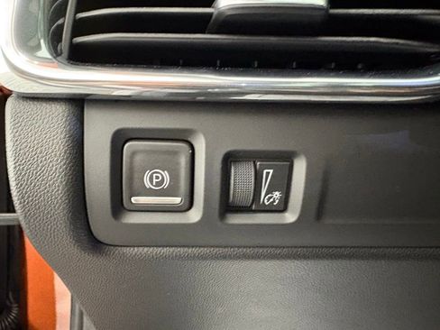 Used 2019 Cadillac XT4 Sport FWD image 20