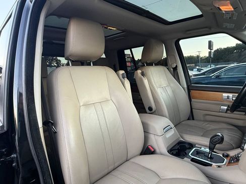 Used 2013 Land Rover LR4 HSE AWD/4WD image 24