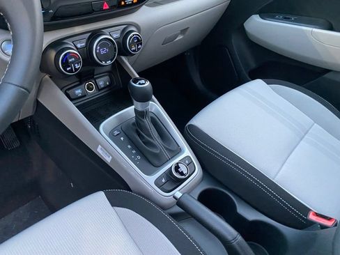 New 2026 Hyundai Venue SEL FWD image 12