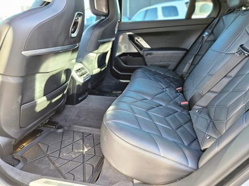 Used 2023 BMW 760i xDrive image 14