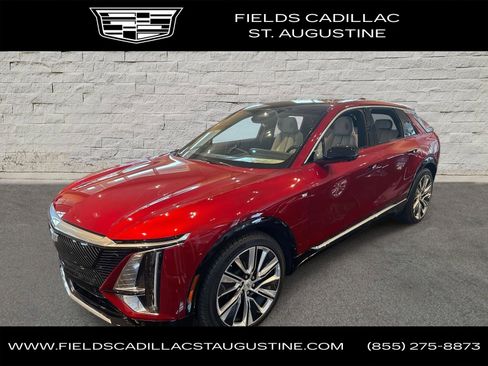 New 2025 Cadillac Lyriq Luxury image 1