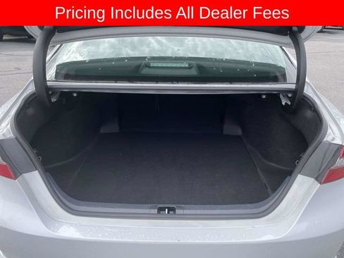 Used 2024 Toyota Camry XSE FWD image 13
