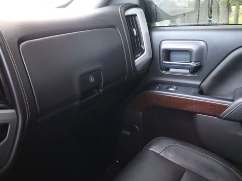 Used 2018 GMC Sierra 1500 SLT w/ SLT Premium Package AWD/4WD image 38