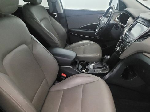 Used 2018 Hyundai Santa Fe SE image 21