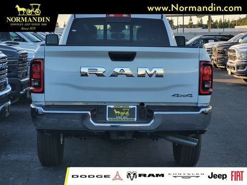 New 2026 RAM 2500 Tradesman AWD/4WD image 5