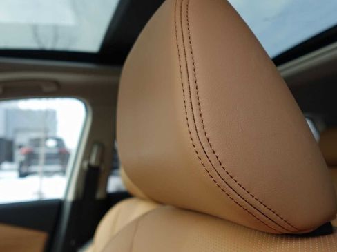 Used 2021 Nissan Rogue Platinum image 33