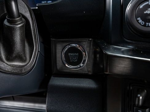 Used 2024 Ford F250 Lariat w/ Lariat Ultimate Package image 22