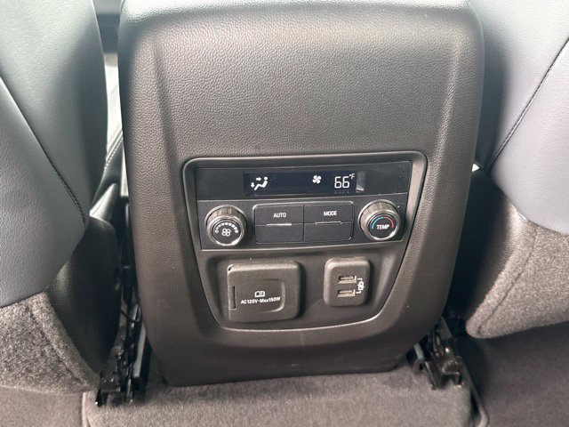 Certified 2020 Buick Enclave Essence w/ Sound and Sites Package AWD/4WD image 28