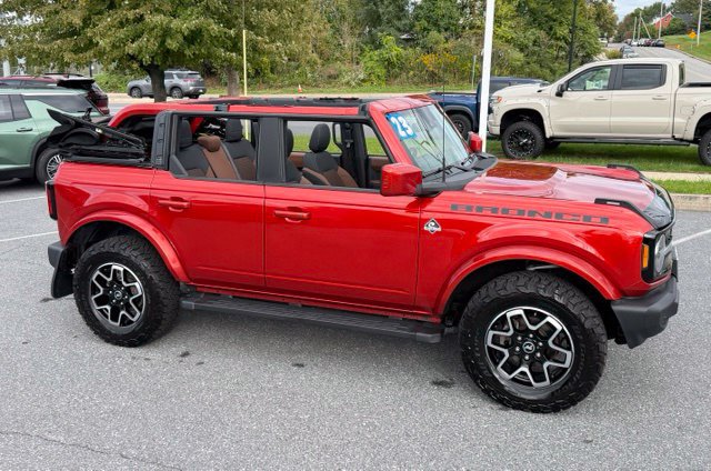 Used 2023 Ford Bronco Outer Banks AWD/4WD image 15
