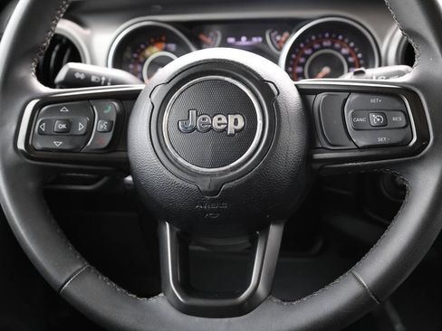Used 2023 Jeep Wrangler Unlimited Sport AWD/4WD image 18