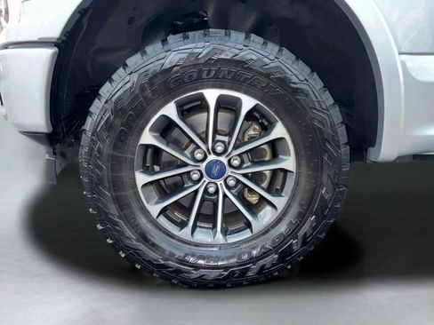 Used 2018 Ford F150 XLT w/ Equipment Group 302A Luxury image 38