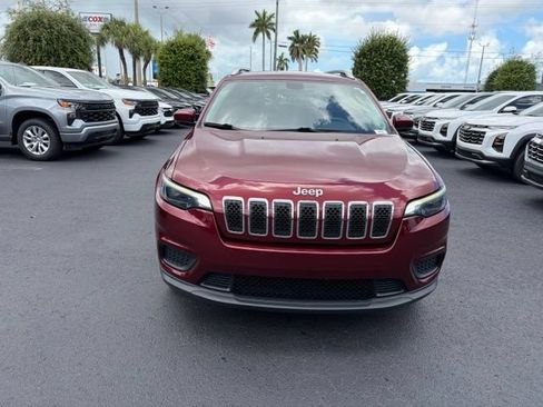 Used 2020 Jeep Cherokee Latitude FWD image 2