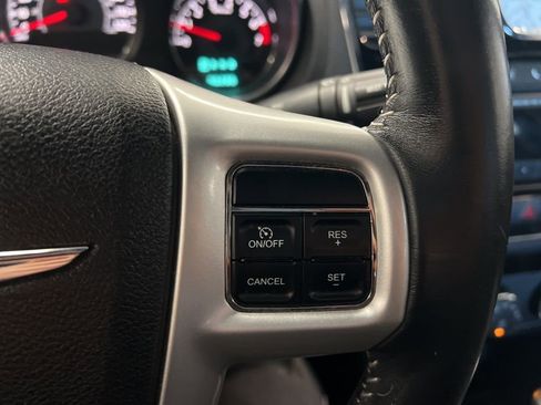 Used 2014 Chrysler 200 Limited w/ 200 S V6 Premium Group image 17