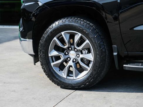 Used 2023 Chevrolet Silverado 1500 LT w/ Z71 Off-Road Package AWD/4WD image 20