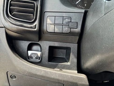 Used 2023 RAM ProMaster 2500 FWD image 33