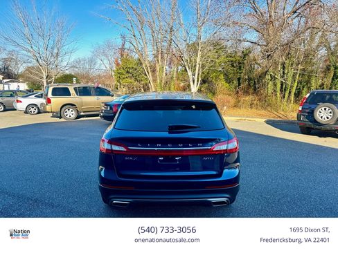 Used 2017 Lincoln MKX Select w/ Select Plus Package AWD/4WD image 5